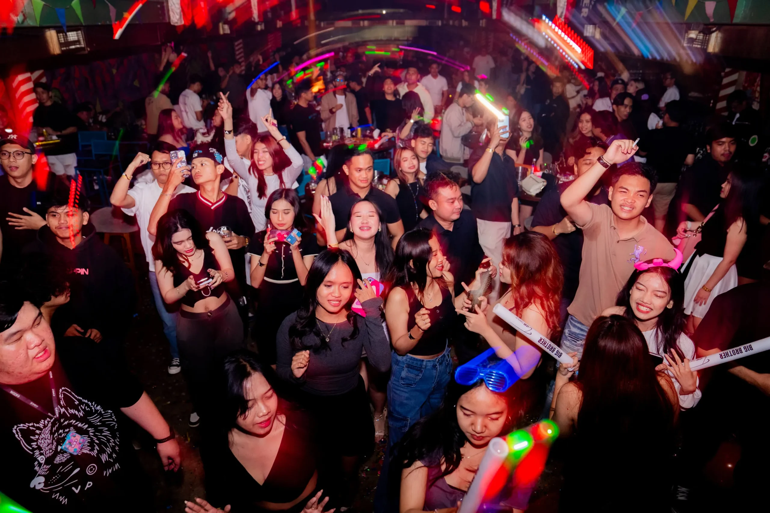 Nightlife Jakarta: 11 Spot Party Buat Chill & After Hours 16 11 Spot Nightlife Jakarta yang Seru Abis Harus Banget Dicoba 5 scaled