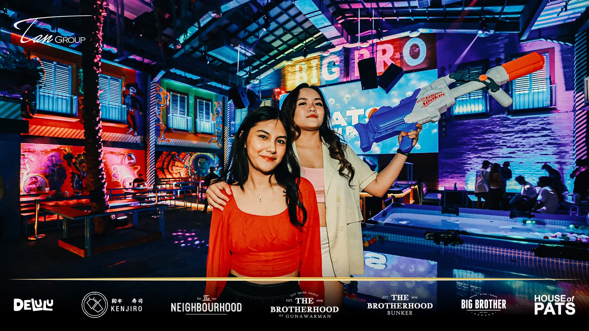 7 Tips Outfit Clubbing Pria Biar Tetap Stylish dan Nggak Saltum 17 Cara Milih Outfit Clubbing yang Tepat