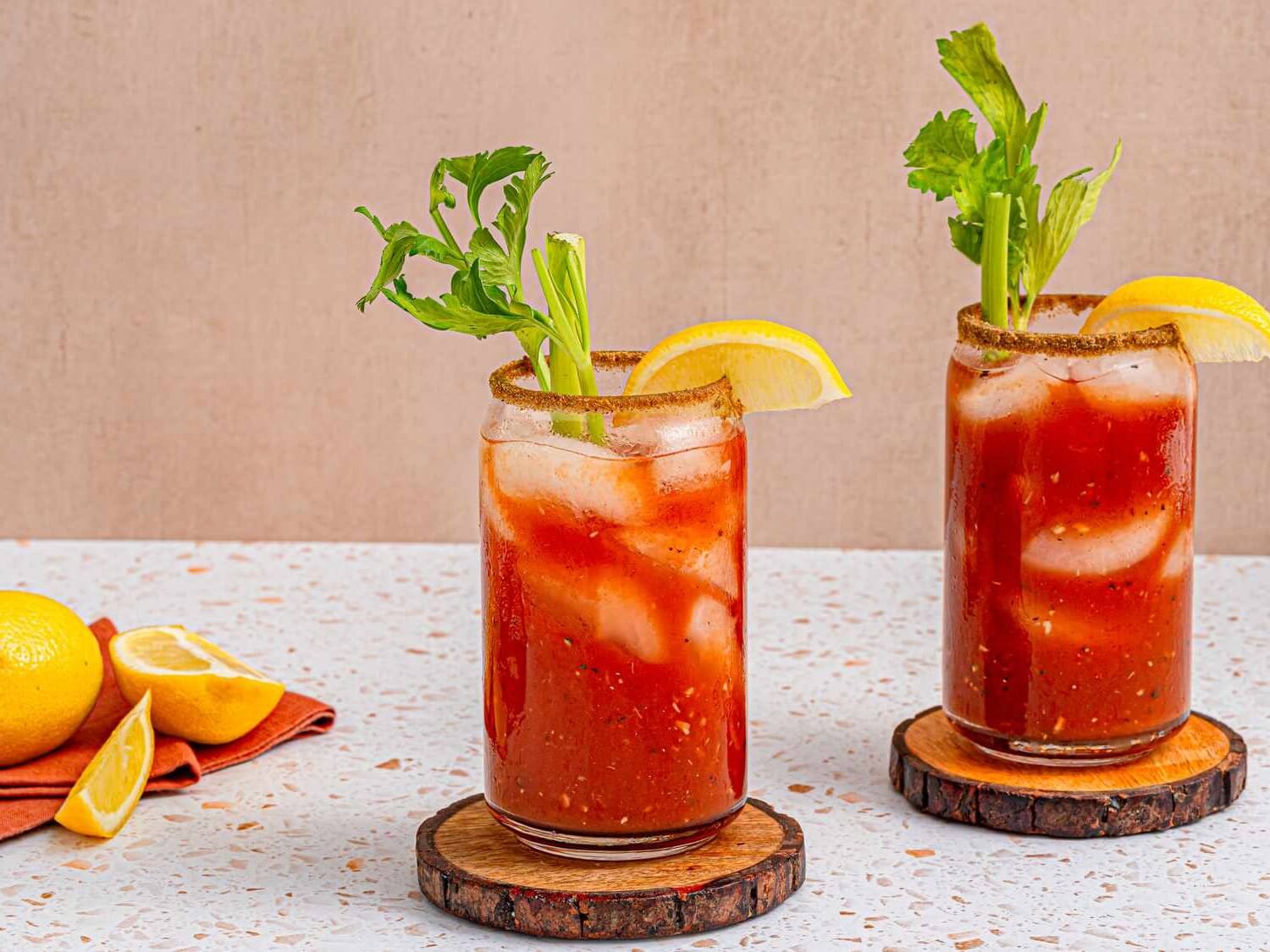 Rahasia Campuran Vodka Enak: Rasio Rasa & Teknik Baru 13 Bloody Mary
