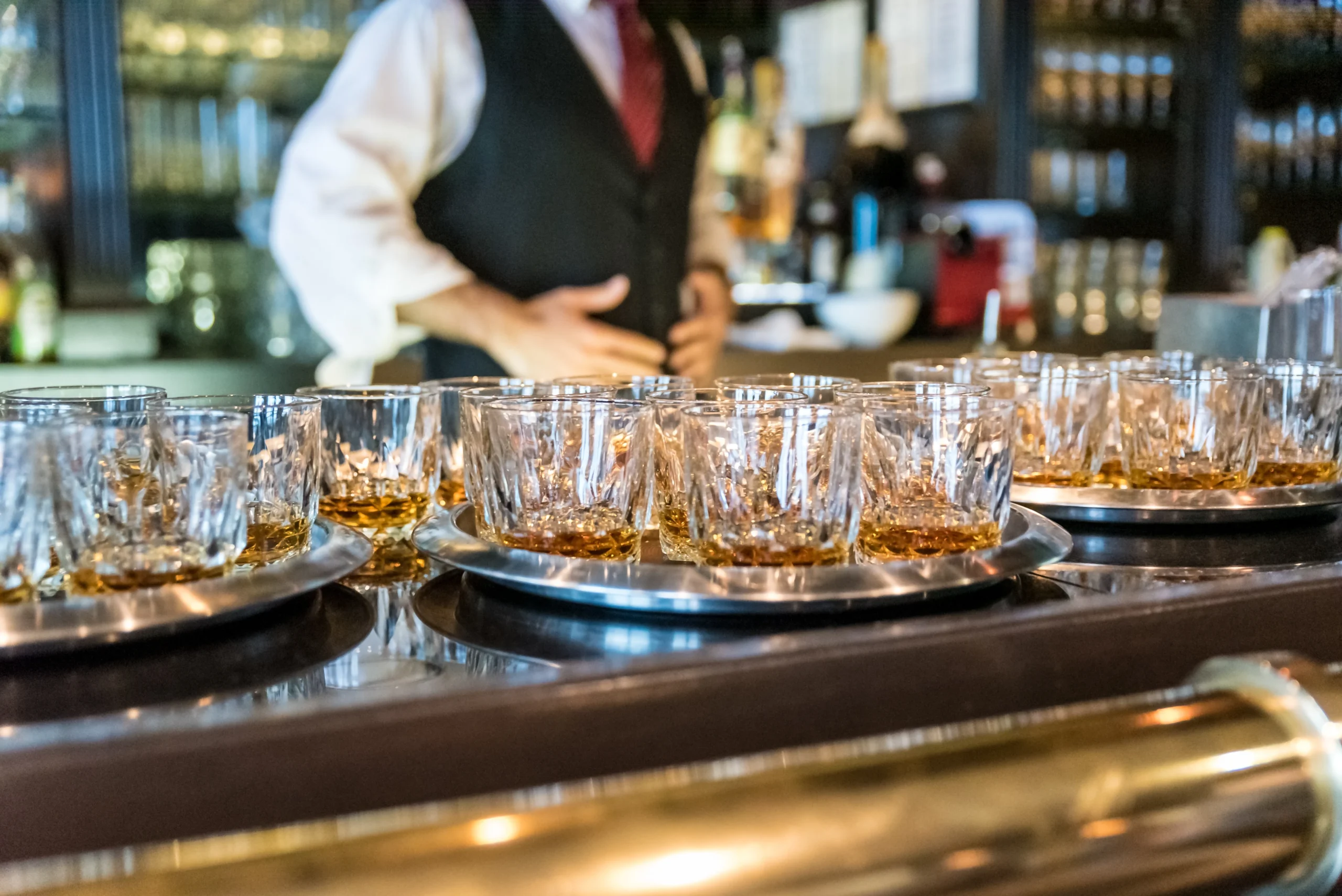 Whiskey atau Whisky? Panduan Ringkas Buat Pecinta Spirit 14 Irish Whiskey scaled