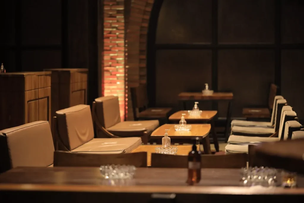 Pemula Freelance atau Remote Work? Coba Private Room Cafe! 1 The brotherhood private room cafe jakarta