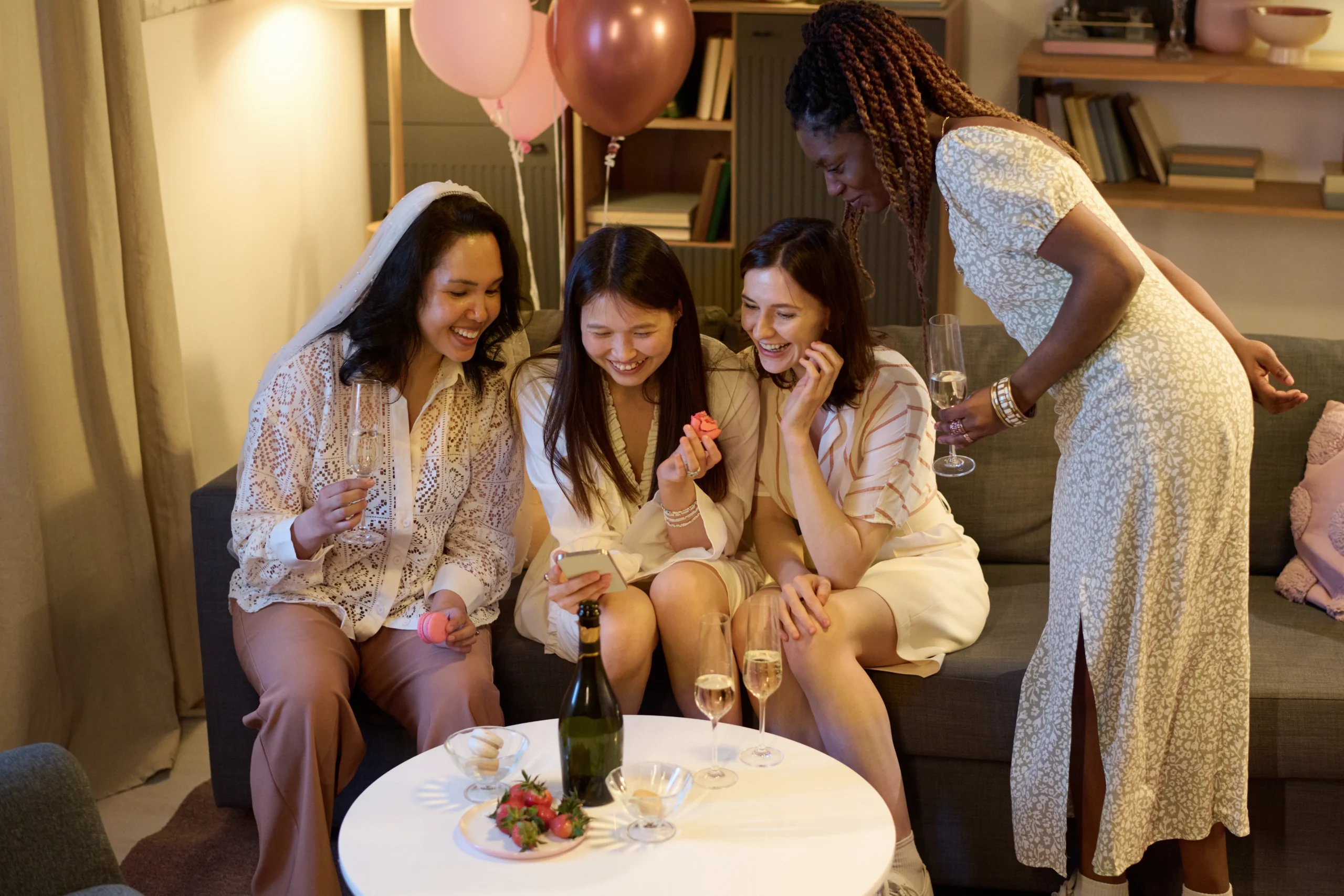 5 Inspirasi Tema Bachelorette Party yang Lagi Hits 12 Inspirasi tema bachelorette party 2 scaled