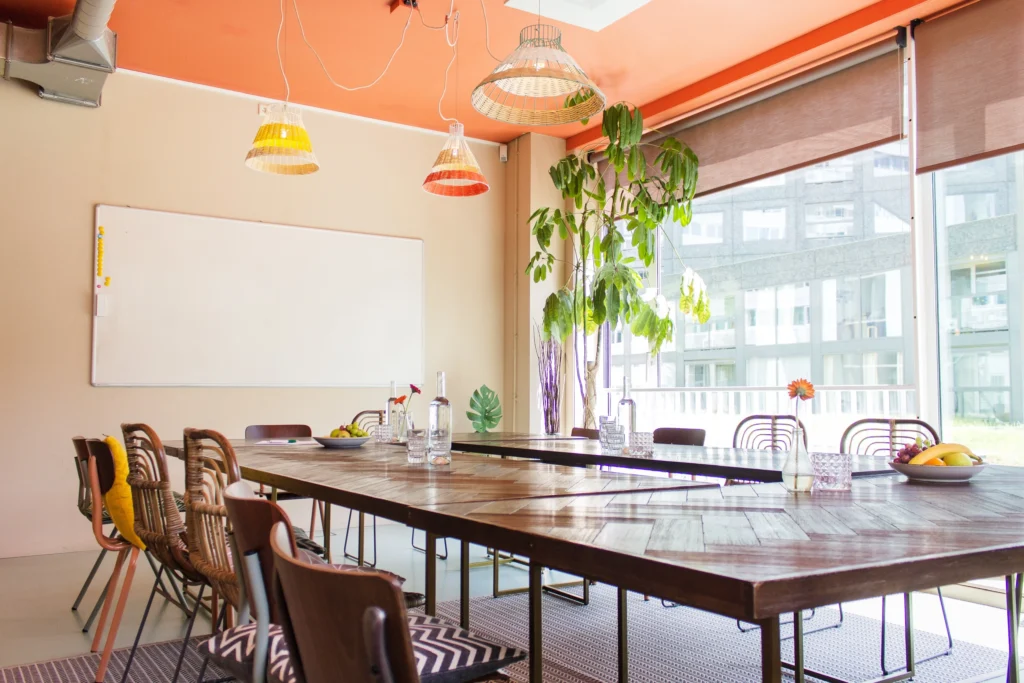 5 Layout Ruang Rapat Buat Meeting lebih Efektif 7 4 Tips biar rapat lebih efektif dan nyaman