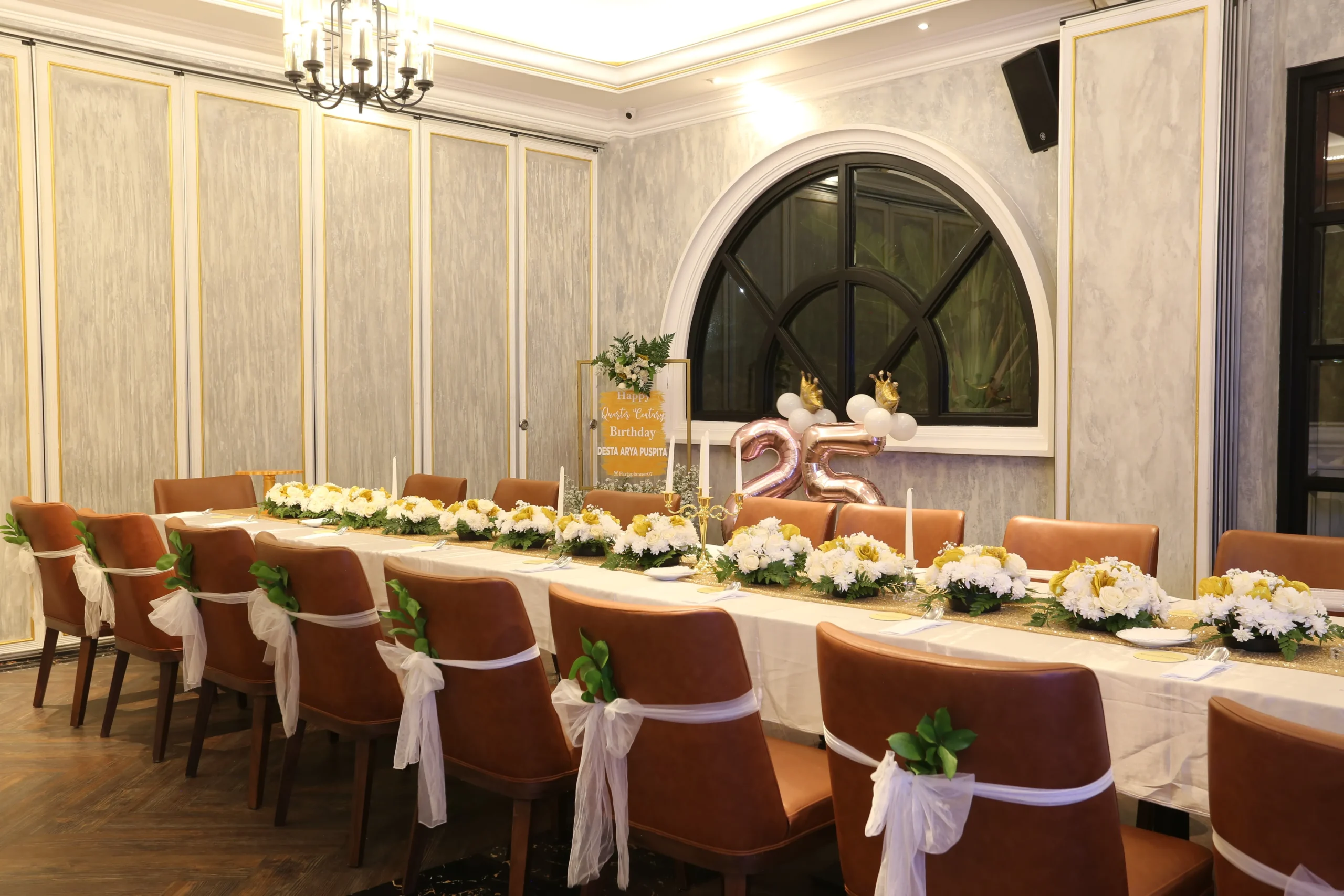 4 Tips Bikin Birthday Party Buat Temen Introvert 22 Neighbourhood birthday party decor scaled