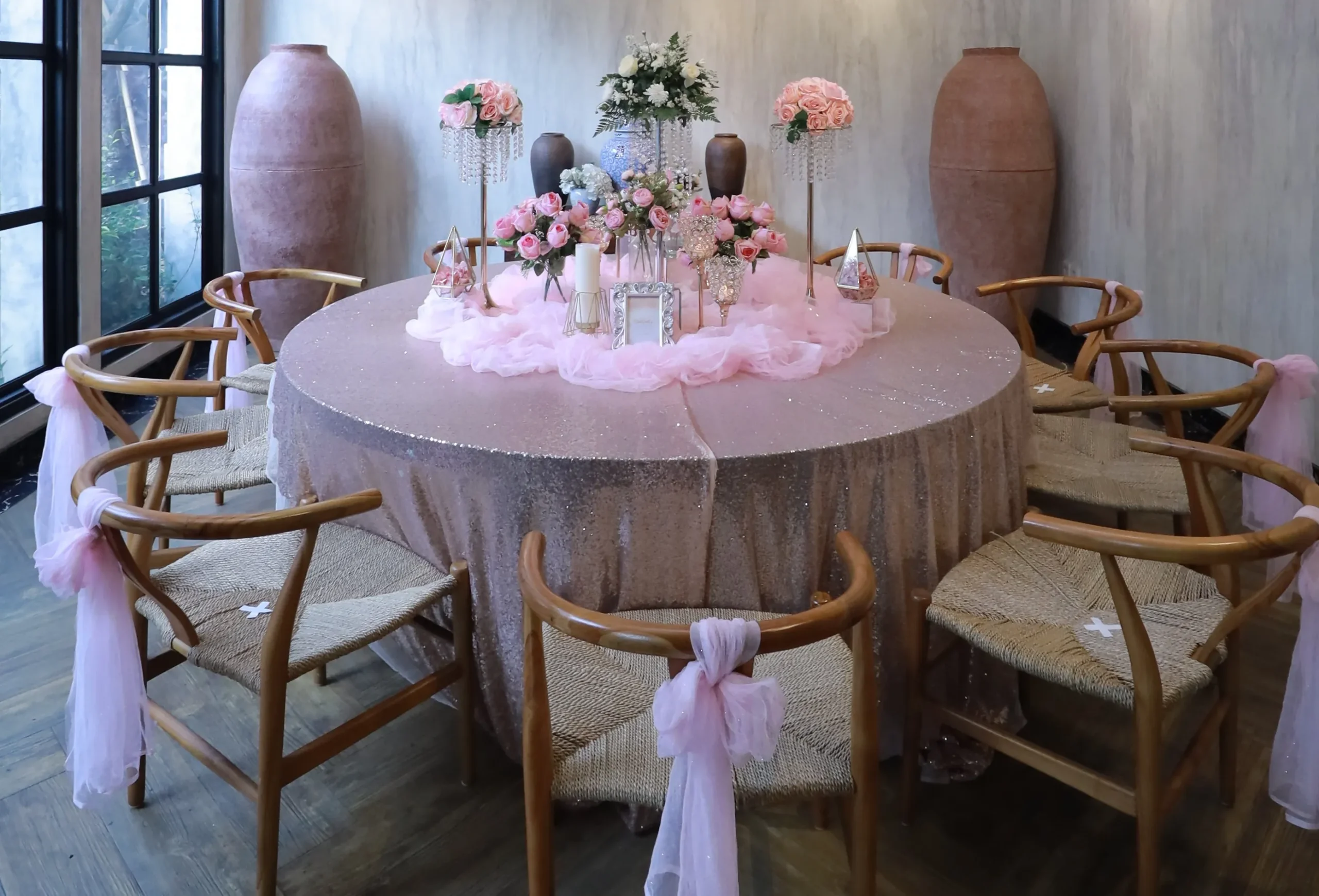 4 Tips Bikin Birthday Party Buat Temen Introvert 15 comfortable vip room for birthday scaled