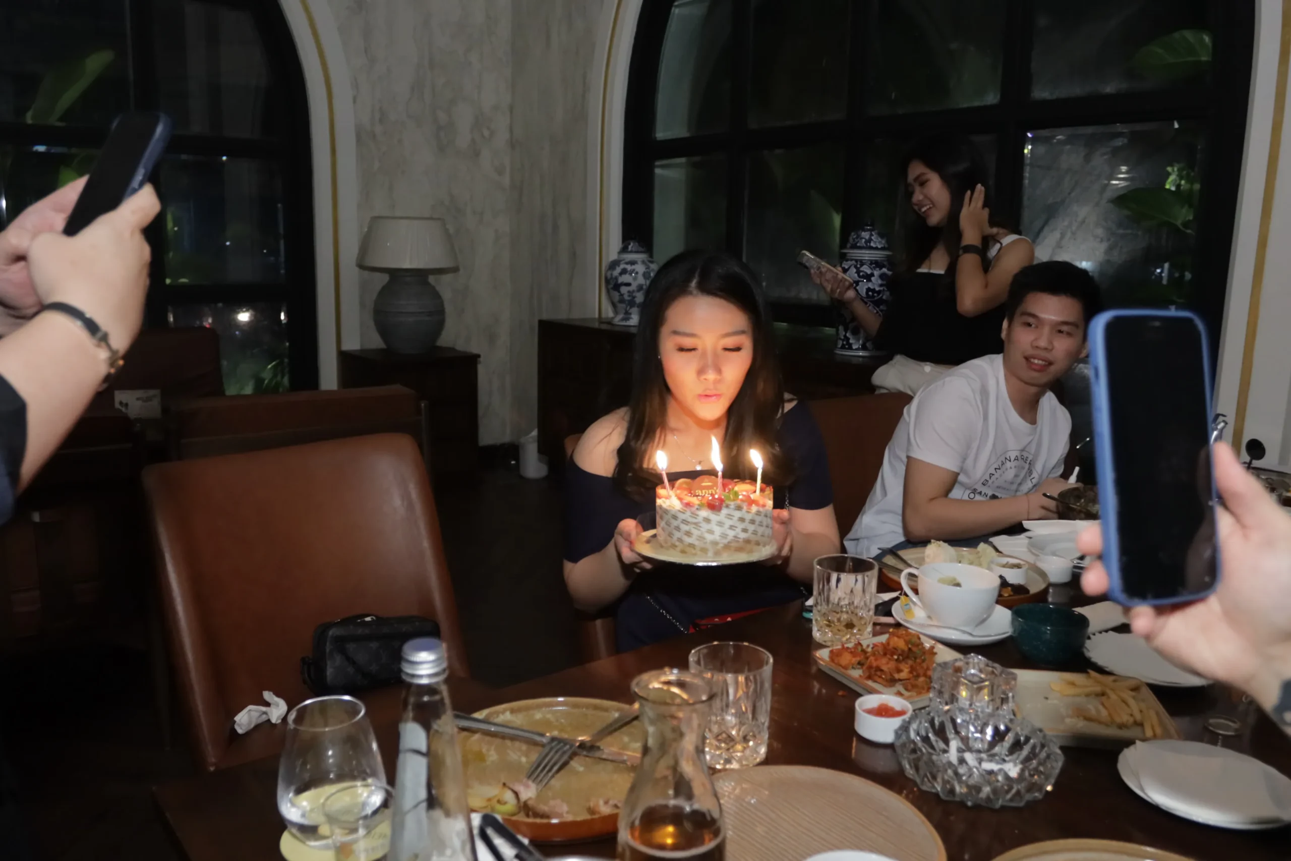 4 Tips Bikin Birthday Party Buat Temen Introvert 14 intimate bday celebration scaled