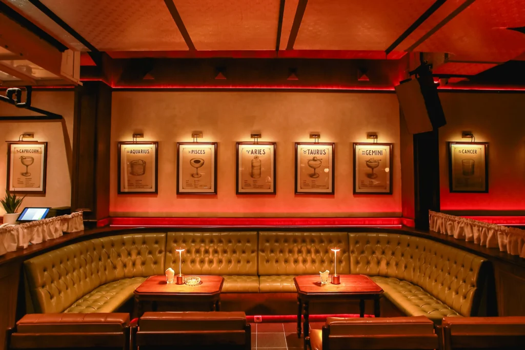 Newbie di Bar? Harus Tau Daftar Minuman Cocktail Klasik Ini! 11 ROSI Senopati, Bar Jakarta dengan Minuman Cocktail Berkelas