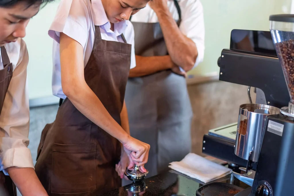 5 Step Buat Mulai Karier Jadi Barista di Cafe Jakarta