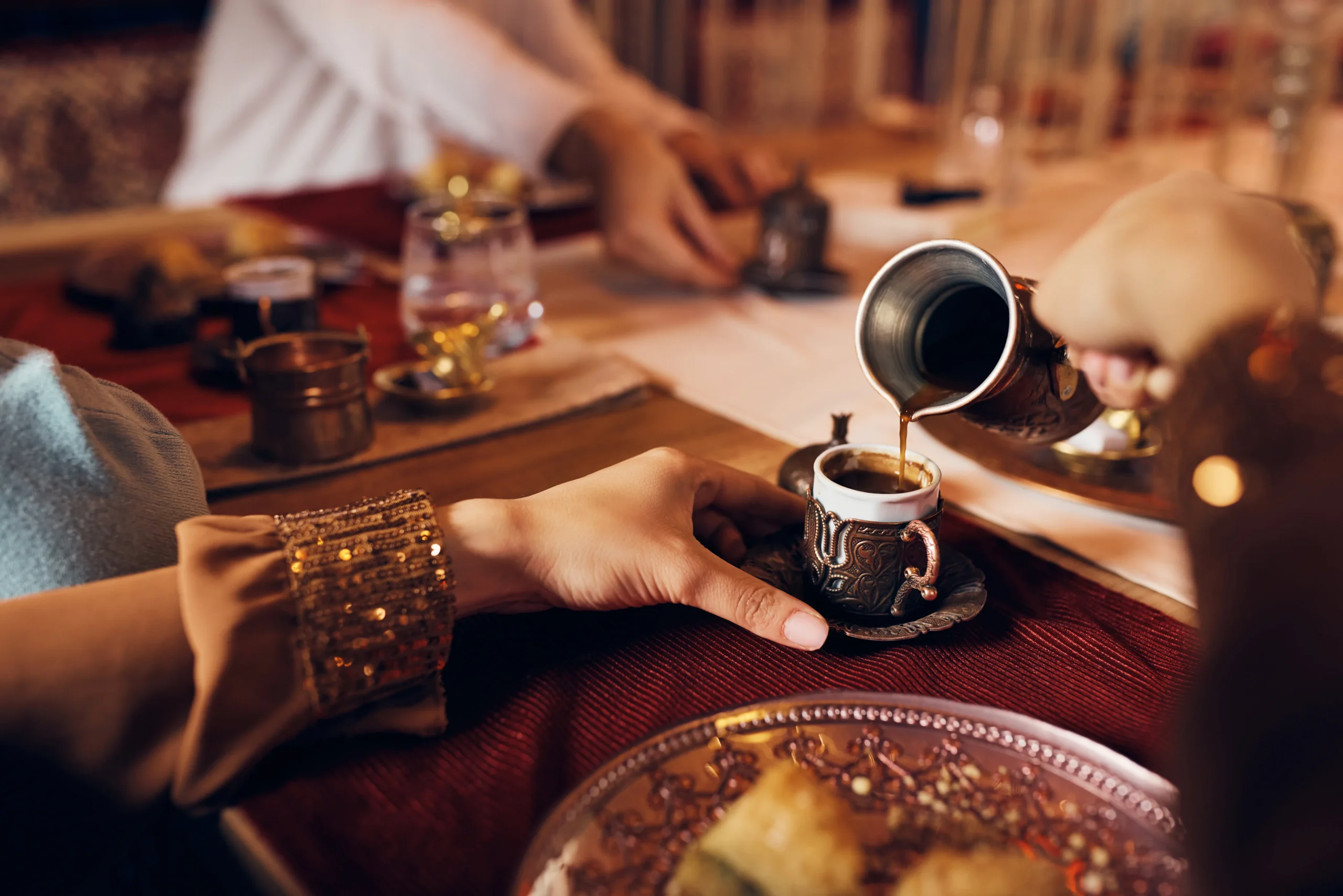 Mau Ngopi Ala Cafe? Coba 6 Teknik Manual Brew Ini di Rumah 12 Turkish scaled