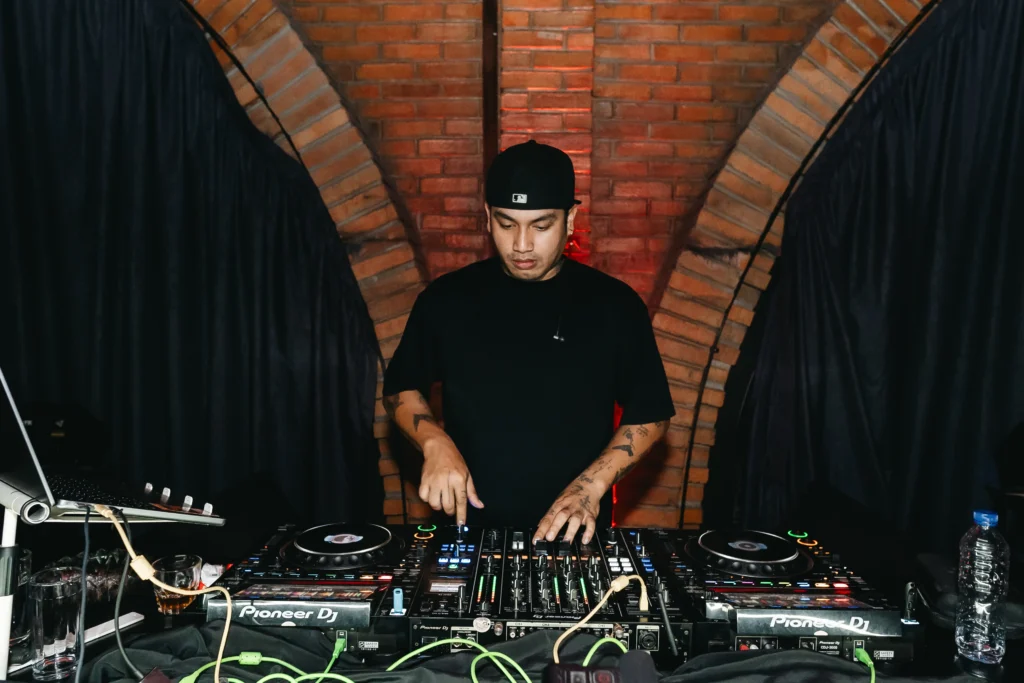 Apa Itu Musik EDM?