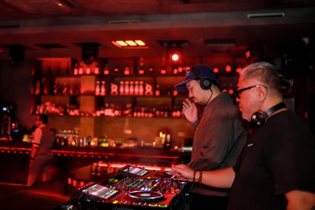 The ESCAPE Jakarta, nightclub buat pecinta techno, house, progressive, trance.