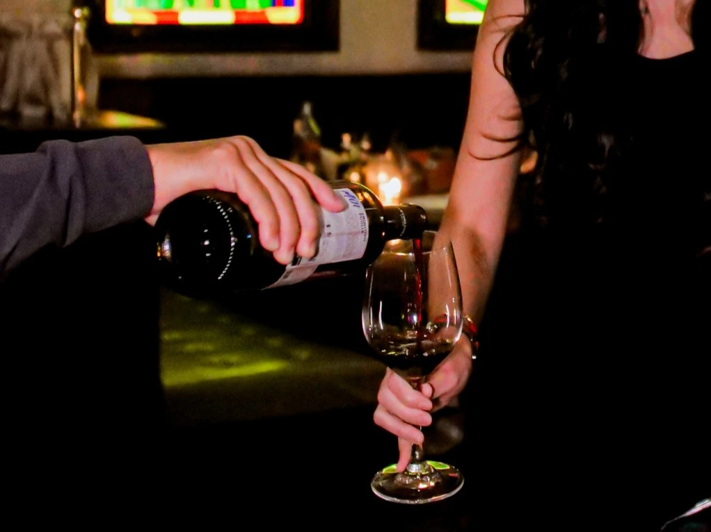 Fungsi di Balik Bentuk Cocktail Glass yang Beragam 6 Cocktail glass wine